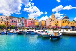 MEDITERRANEE - "Escapade hivernale" - p.142-143