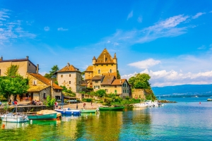 HAUTE-SAVOIE - EVIAN - Les rives du lac L&eacute;man p.68-69